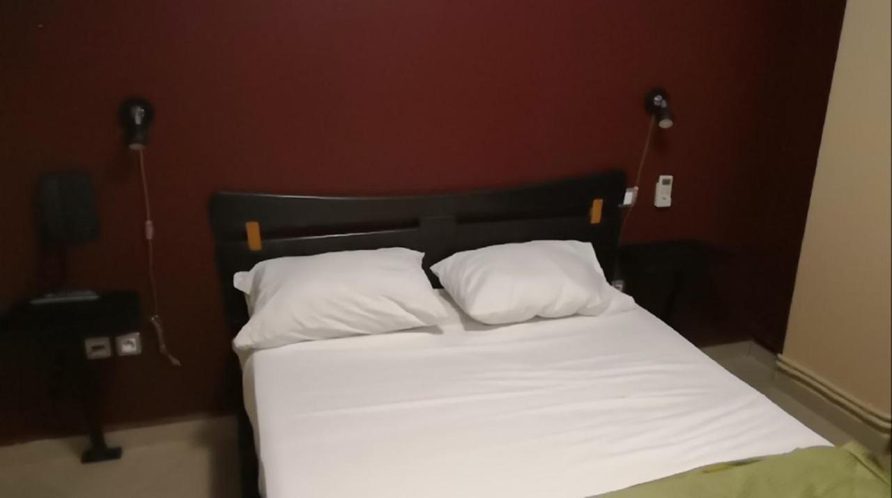 Roza Hotel Bab Ezzouar Dış mekan fotoğraf